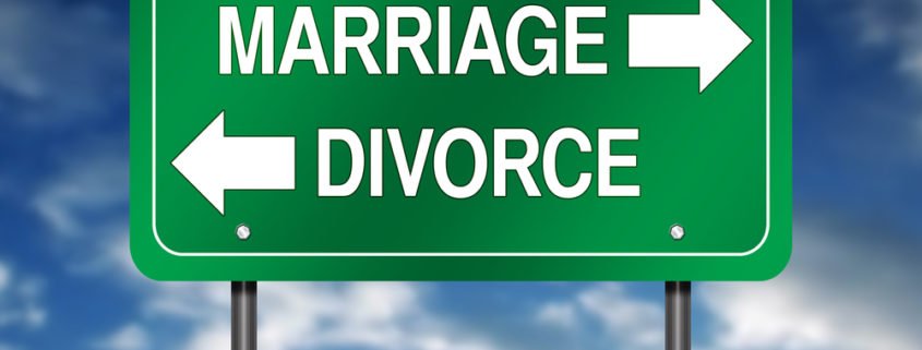 marriage/divorce sign